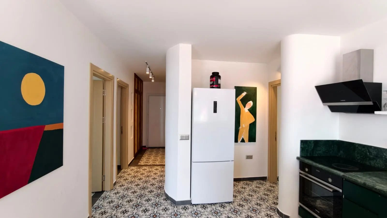 Fitted kitchen